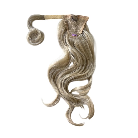 *Never Worn* INH Ponytail Extensions x2: Jordynn & Aly, 18" Sandy Blonde - Picture 3 of 9